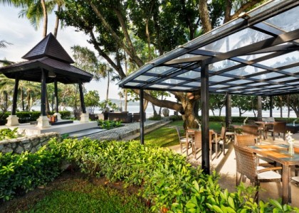 Beach Bar
